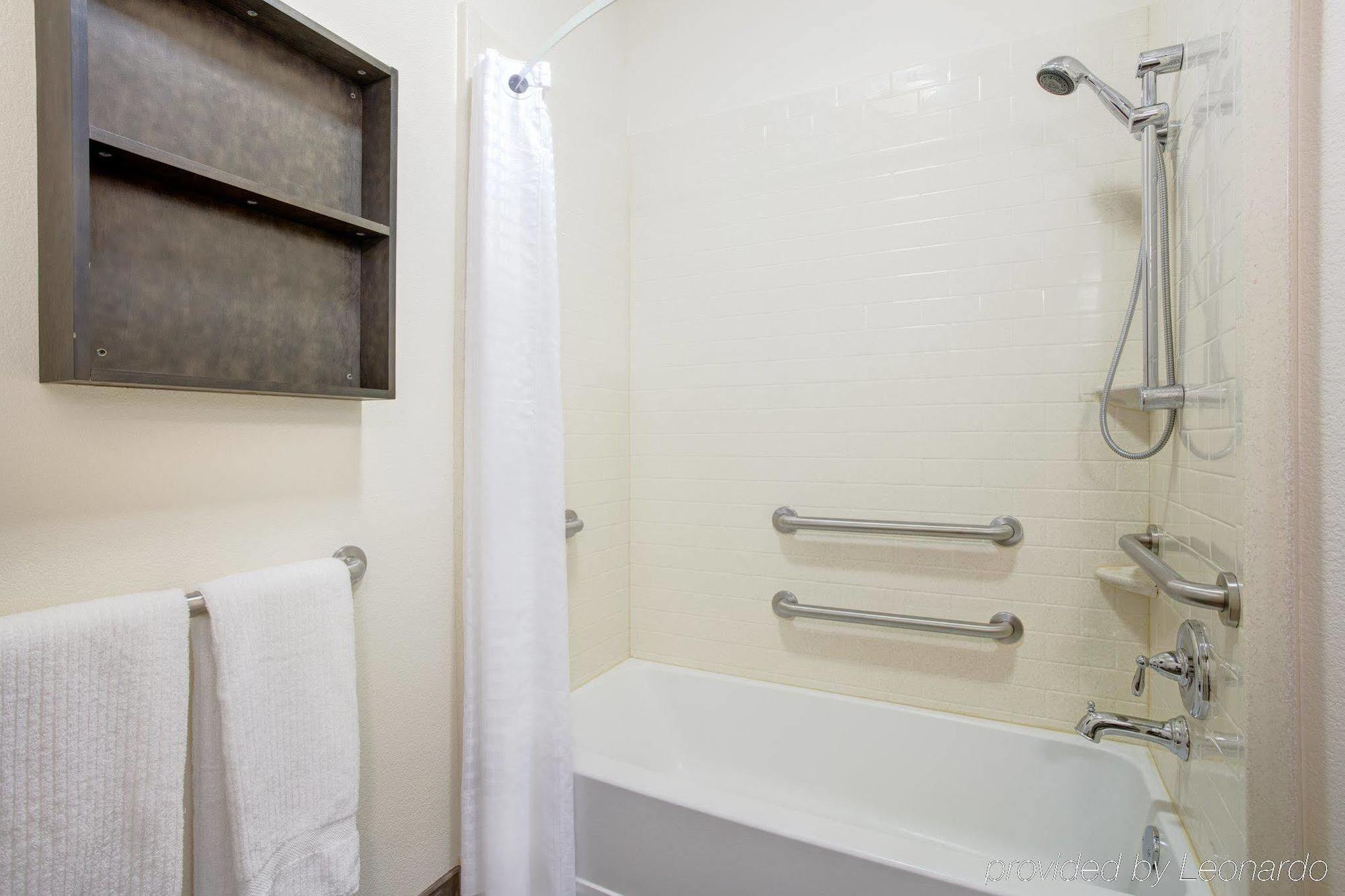 Candlewood Suites Cut Off - Galliano By Ihg Exteriör bild