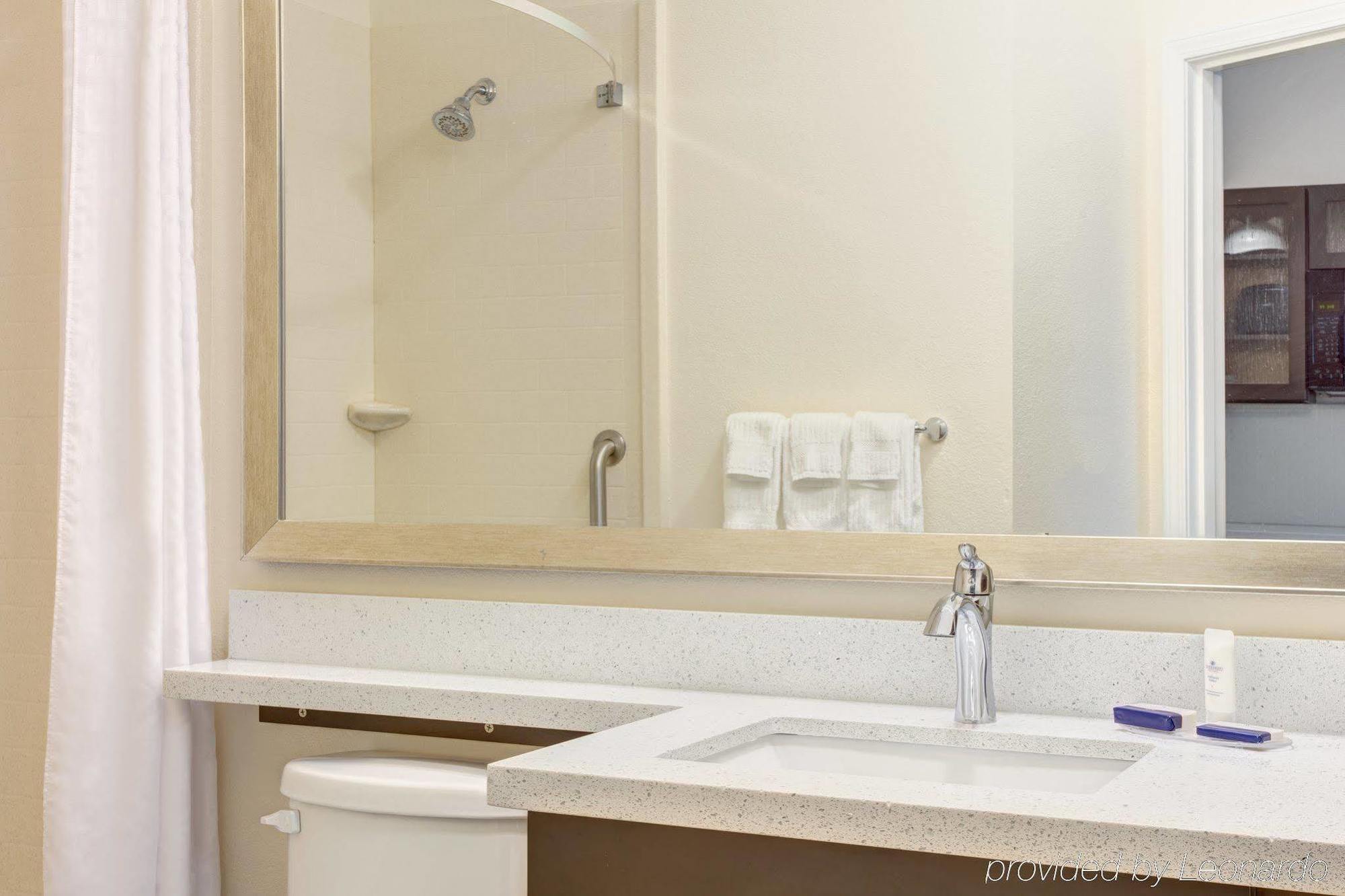 Candlewood Suites Cut Off - Galliano By Ihg Exteriör bild